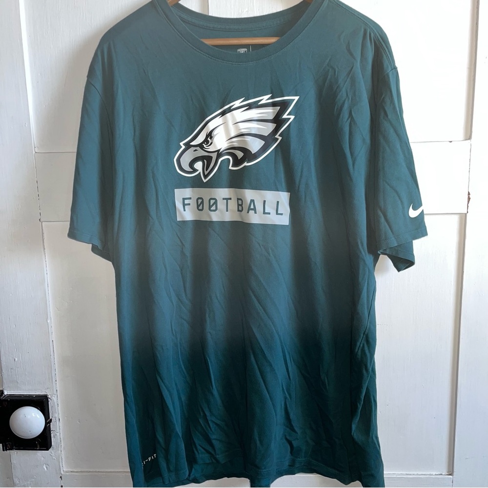 Mens Nike Eagles Football Shirt